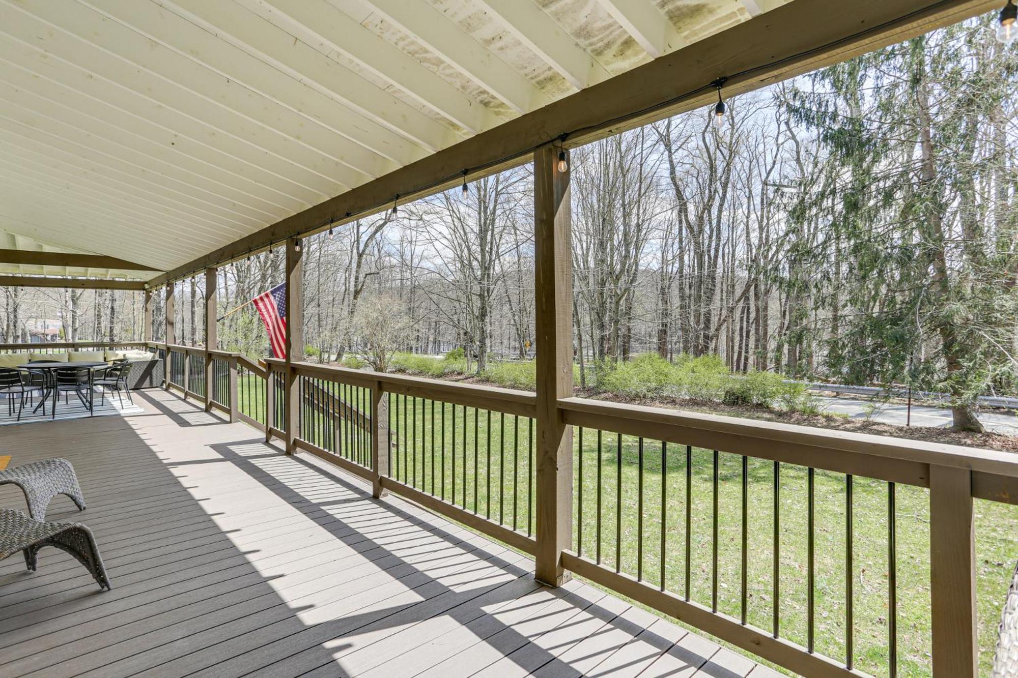Holiday home Poconos Vacation Near Wallenpaupack! *